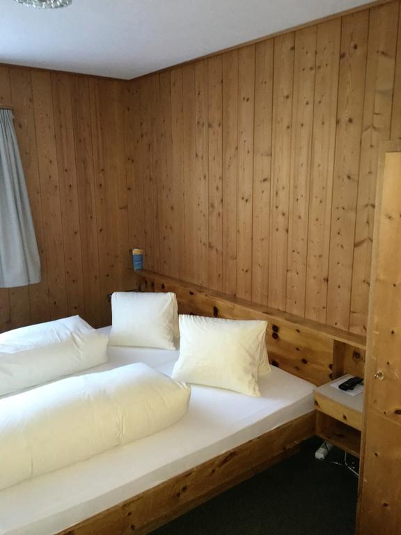 Hotel Al Rom Чирв Экстерьер фото