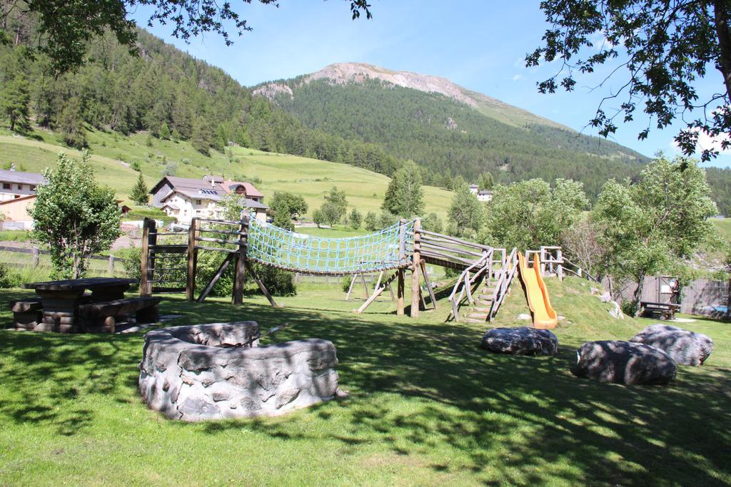 Hotel Al Rom Чирв Экстерьер фото