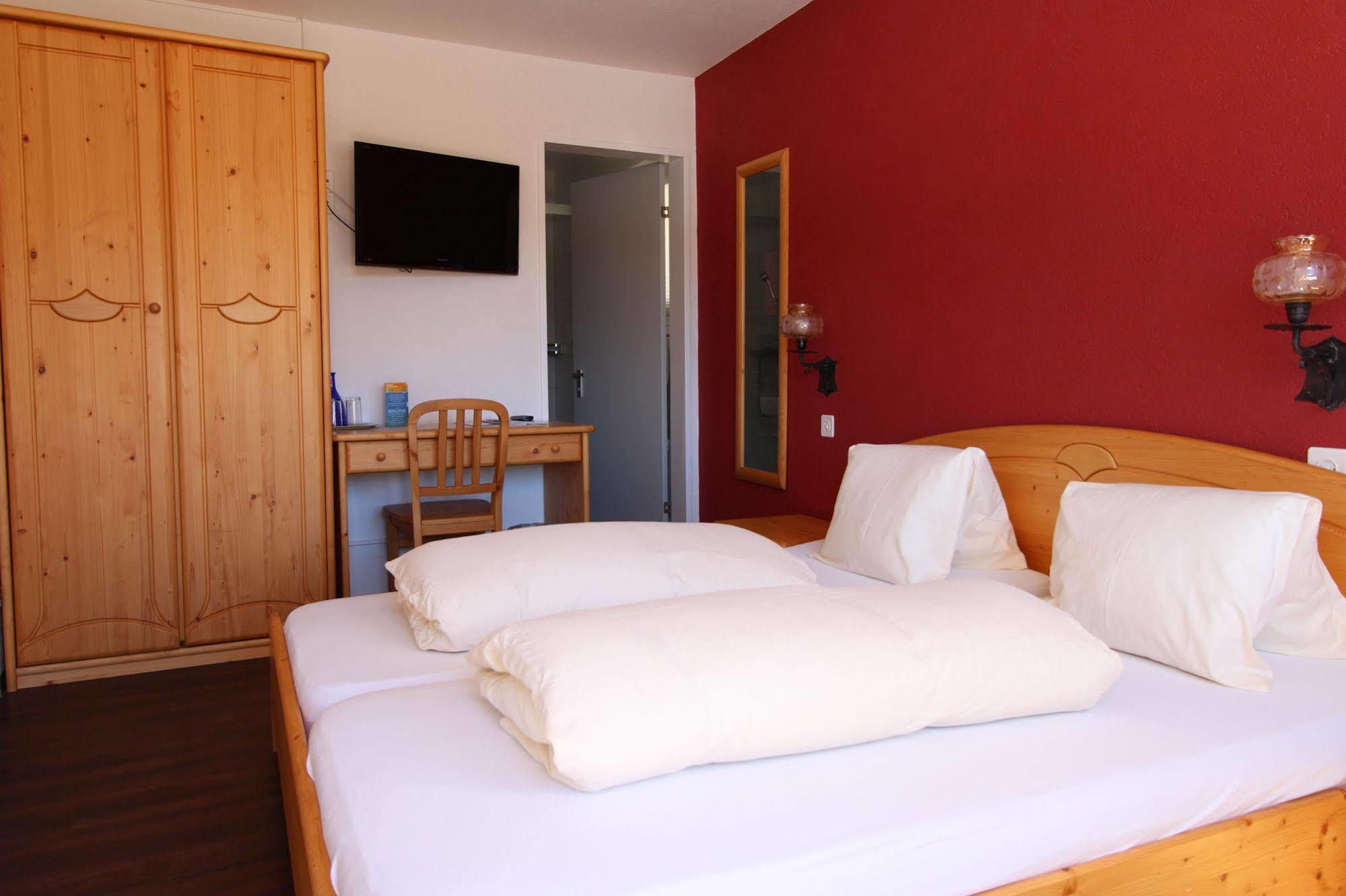 Hotel Al Rom Чирв Экстерьер фото